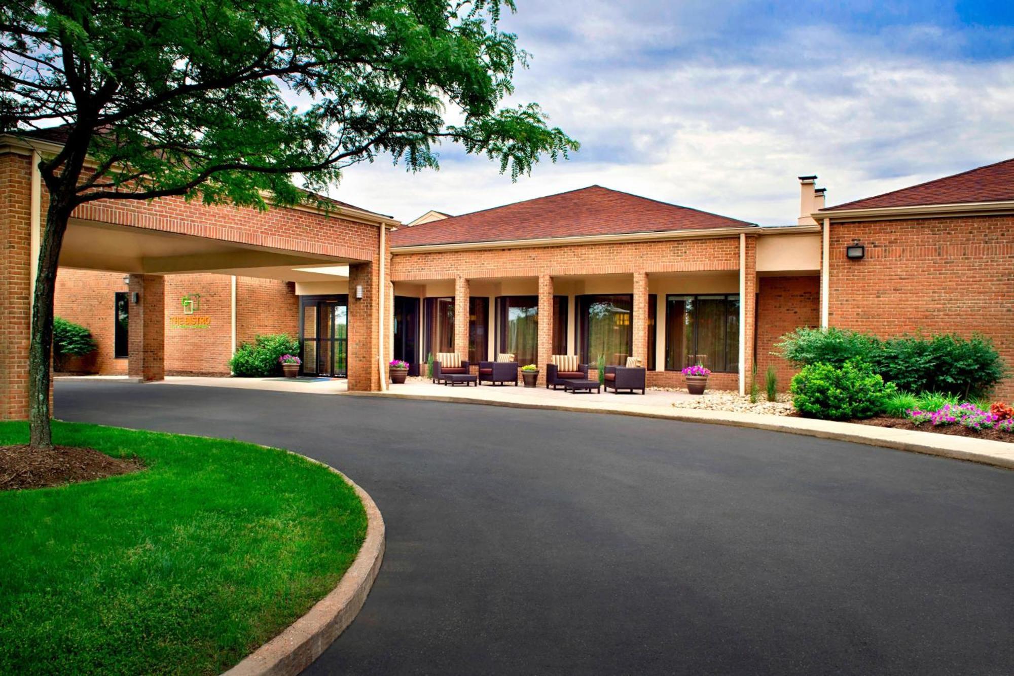 Courtyard By Marriott Hartford Windsor Airport Exterior foto