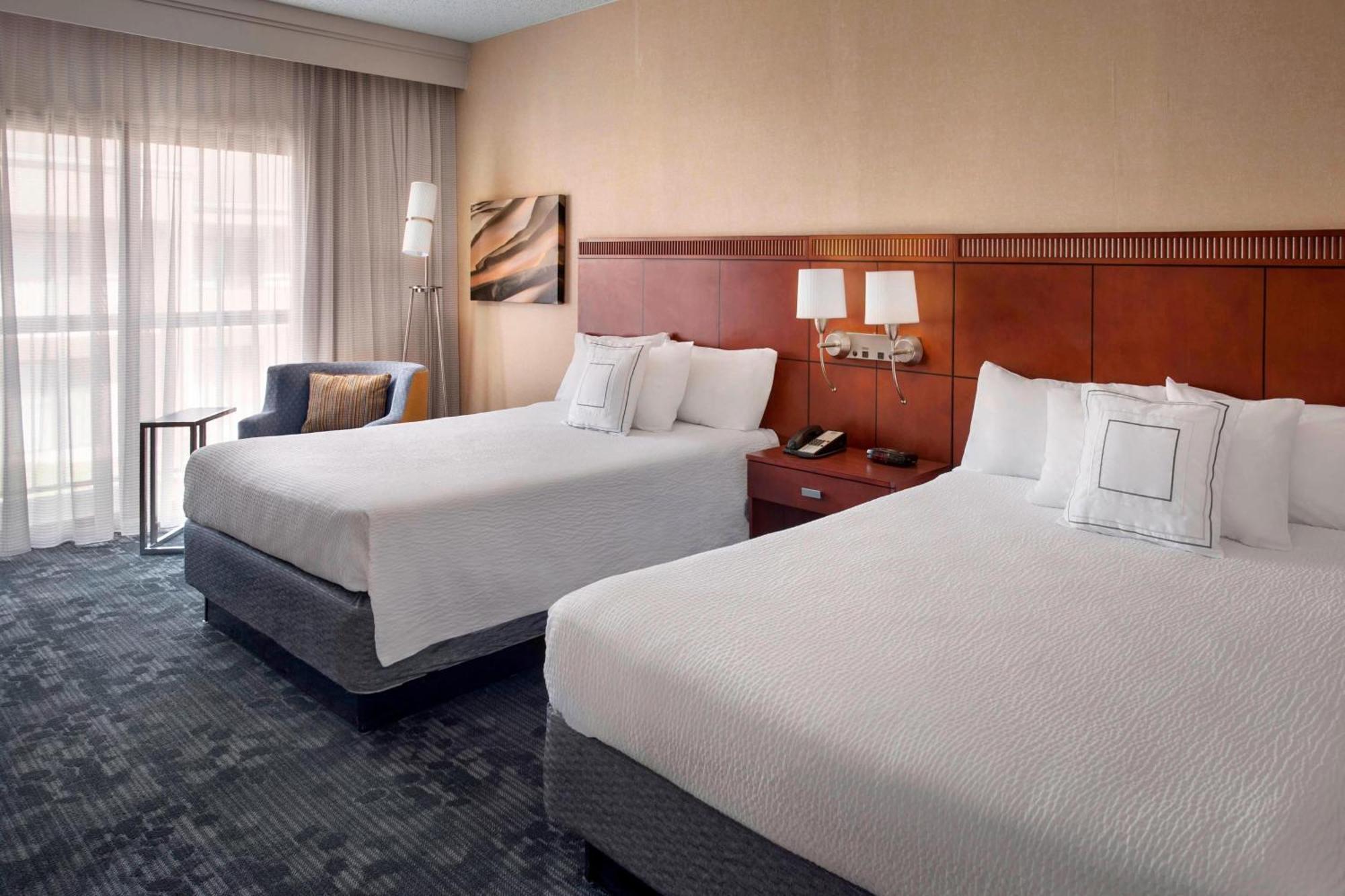Courtyard By Marriott Hartford Windsor Airport Exterior foto