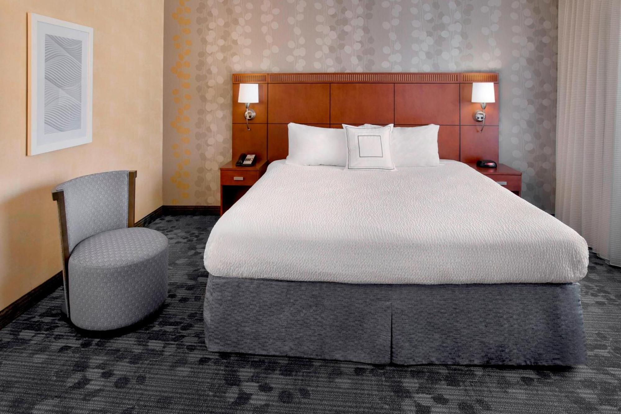 Courtyard By Marriott Hartford Windsor Airport Exterior foto
